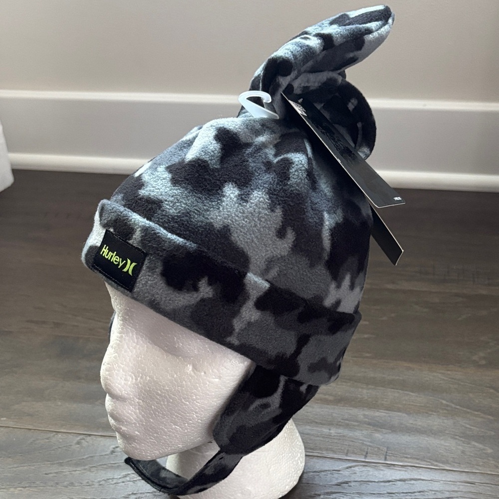 Hurley Infant 2 pc. Earflap hat & mittens set, adjustable chin strap,fleece,camo
